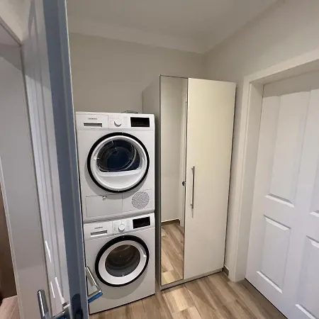 Daire Koenigsgut Emmericher Eyland *