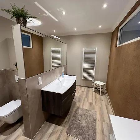 Koenigsgut Emmericher Eyland Apartman *