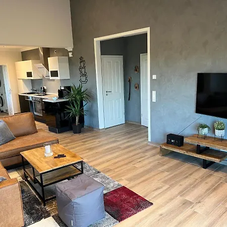 Koenigsgut Emmericher Eyland Апартаменты Калькар