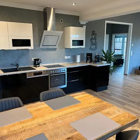 Koenigsgut Emmericher Eyland Апартаменты Калькар