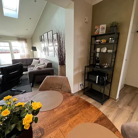 Koenigsgut Emmericher Eyland 아파트 칼카