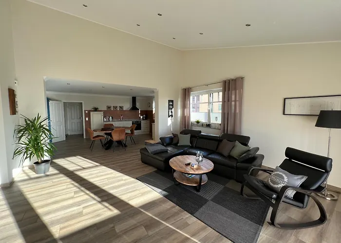 Koenigsgut Emmericher Eyland * 卡尔卡尔